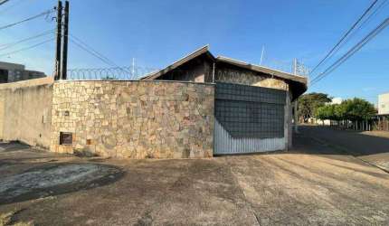 Casa à venda, 3 quartos, 1 suíte, 1 vaga, Pompéia - Piracicaba/SP