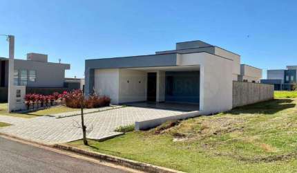 Casa em Condomínio à venda, 3 quartos, 1 suíte, 2 vagas, Vivendas de Java - Rio das Pedras/SP
