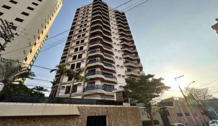 Apartamento à venda, 4 quartos, 1 suíte, 3 vagas, Centro - Piracicaba/SP