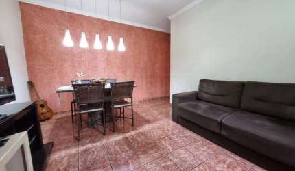 Casa à venda no bairro Centro