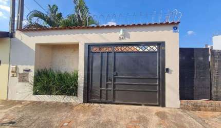 Casa para aluguel, 3 quartos, 1 suíte, 4 vagas, Água Branca - Piracicaba/SP