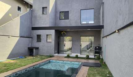 Casa para Venda em Atibaia, Nova Atibaia, 3 dormitórios, 3 suítes, 4 banheiros, 2 vagas
