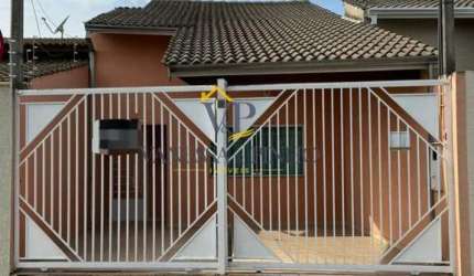 Casa para Locação em Atibaia, Parque das Nações, 2 dormitórios, 1 banheiro, 2 vagas
