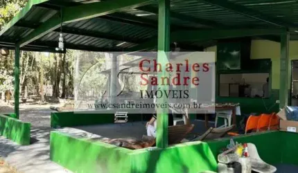Rancho para Venda em Acreúna, Zona Rural, 3 dormitórios, 1 suíte, 2 banheiros, 2 vagas