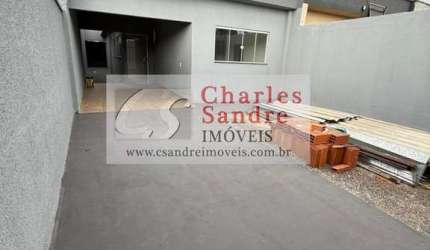 Casa para Venda em Aparecida de Goiânia, Setor Colonial Sul, 3 dormitórios, 1 suíte, 2 banheiros, 2 vagas