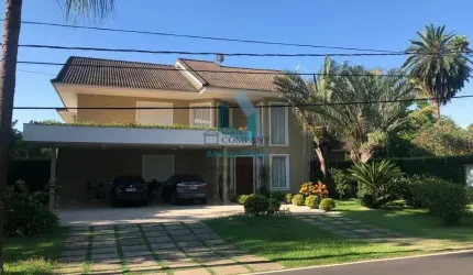 Casa a venda no Condomínio Lago Azul