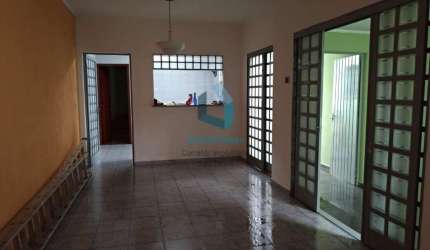 Casa à venda no bairro Vila Santana - Sorocaba/SP