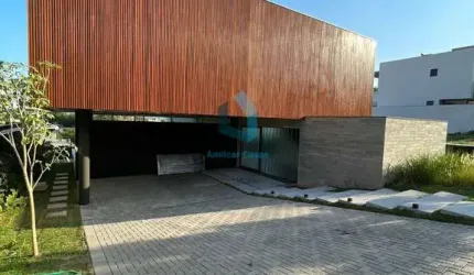 Casa sobrado a venda no Condomínio Alphaville