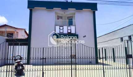 Apartamento à venda com 3 quartos e duas vagas no Montese em Fortaleza-Ceara