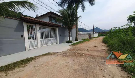 Sobrado com 2 dormitórios à venda, 100 m² por R$ 423.500,00 - Massaguaçu - Caraguatatuba/SP