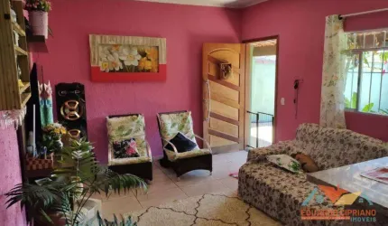 Casa com 2 dormitórios à venda, 160 m² por R$ 650.000,00 - Pontal de Santa Marina - Caraguatatuba/SP