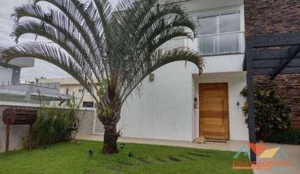 Sobrado com 4 dormitórios à venda, 300 m² por R$ 2.600.000,00 - Massaguaçu - Caraguatatuba/SP