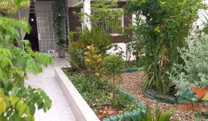 EXCELENTE CASA NA PRAIA DE MASSAGUAÇU