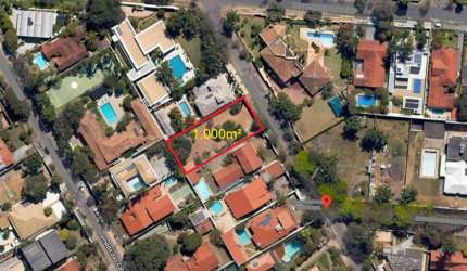 Terreno à venda na Alameda das Bauhínias, São Luiz, Belo Horizonte por R$ 1.600.000