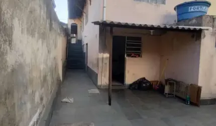 Casa com 3 quartos à venda na Rua Cônego Afonso Fusco, Rio Branco, Belo Horizonte por R$ 480.000
