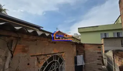 Casa com 2 quartos à venda em Letícia, Belo Horizonte  por R$ 460.000