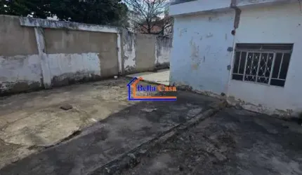 Casa com 2 quartos à venda na Rua Taubaté, Piratininga (Venda Nova), Belo Horizonte por R$ 320.000