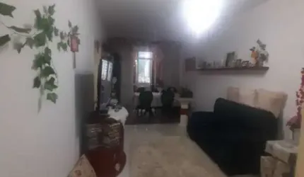 VENDE-SE APARTAMENTO COM SACADA DE FRENTE - SANTOS