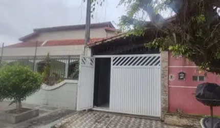 Vende-se casa térrea na Guilhermina/PG com 2 dormitórios/ sala/