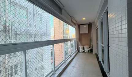 Vende-se apartamento no Gonzaga de 2 dorm/3 wc/sala com sacada/cozinha/banheiro