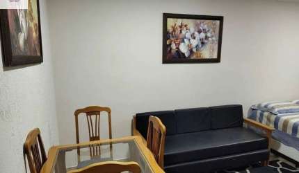 Vende-se  sala living mobiliada/uma quadra da praia do José Menino-Santos