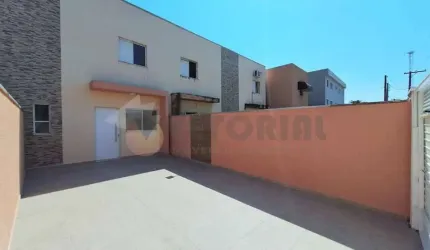 Sobrado à venda em Caraguatatuba, Praia das Palmeiras, com 2 quartos, 70m²
