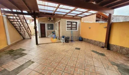 Casa à venda em Caraguatatuba, Jardim das Gaivotas, com 2 quartos, 140m²