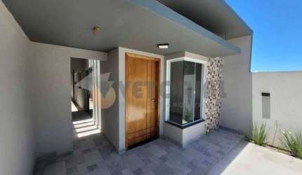 Casa à venda em Caraguatatuba, Balneário dos Golfinhos, com 2 quartos, 77m²