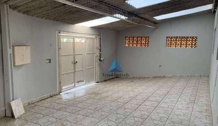 Casa com 3 dormitórios para alugar por R$ 1.655,00/mês - Jardim Europa I - Santa Bárbara D'Oeste/SP