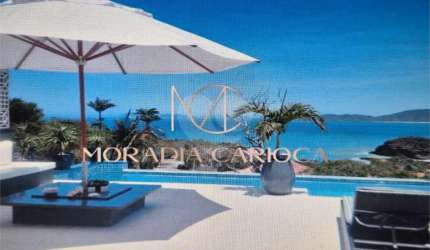 Casa com 3 quartos à venda em Ferradurinha - RJ