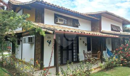 Condomínio com 3 quartos à venda em Manguinhos - RJ