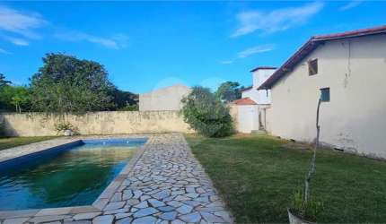 Casa com 3 quartos para locação em Praia Rasa - RJ