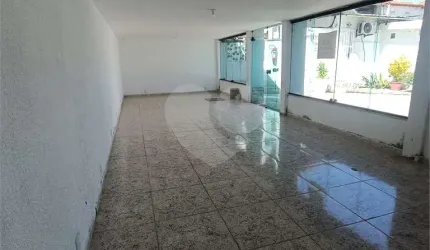 Salão Comercial para locação em Bosque De Geribá - RJ