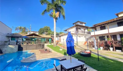 Hotel com 9 quartos à venda em Albatroz - RJ