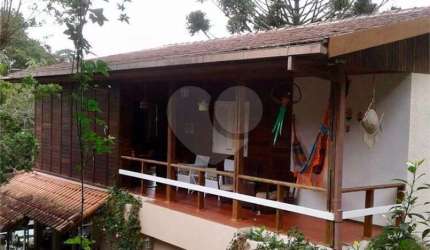 Casa com 6 quartos à venda em Parque Do Imbui - RJ