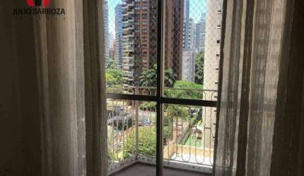 Apartamento com 1 dormitório em Moema pássaros, sacada, e 1 vaga de garagem