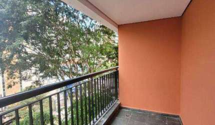 Apartamento em Moema, 110m², reformado, com 2 vagas de garagem, mais depósito