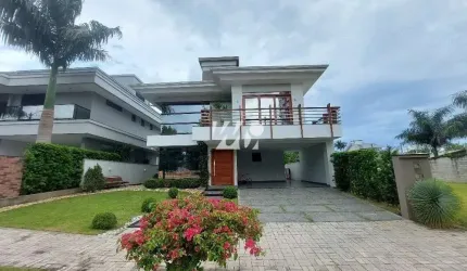 Casa 3 Quartos com 1 Suíte e 206m² - Pedra Branca
