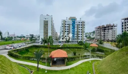 Apartamento 2 Quartos no Boulevard Ivo Luchi - Pedra Branca