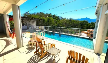 Casa 4 Suítes com Piscina com 480m² por R$ 2.400.000,00 na Praia do Arrastão em São Sebastião SP