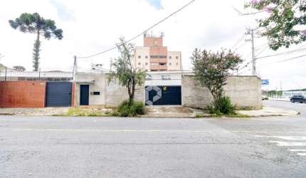 Casa comercial para alugar ou comprar no Uberaba