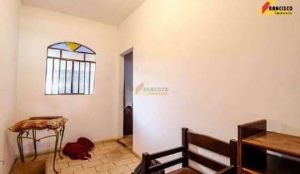 Casa à venda, 6 quartos, 1 suíte, 5 vagas, Ipiranga - Divinópolis/MG