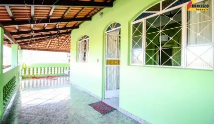 Casa à venda, 3 quartos, 1 vaga, Belvedere - Divinópolis/MG