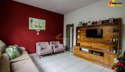 Casa à venda, 2 quartos, 5 vagas, João Antônio Gonçalves - Divinópolis/MG