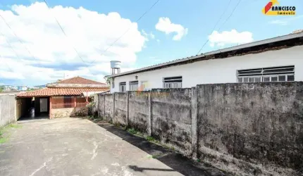 Casa à venda, 3 quartos, 4 vagas, Bom Pastor - Divinópolis/MG