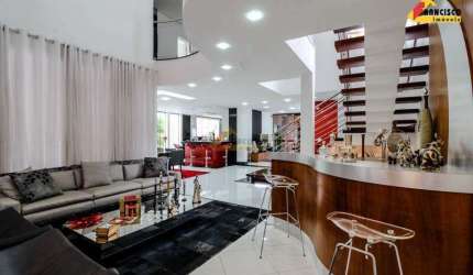 Casa à venda, 4 quartos, 2 suítes, 4 vagas, LP Pereira - Divinópolis/MG