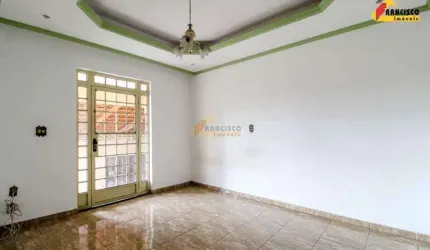 Casa à venda, 3 quartos, 1 suíte, 2 vagas, Interlagos - Divinópolis/MG