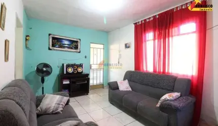 Casa à venda, 3 quartos, 2 vagas, Icaraí - Divinópolis/MG