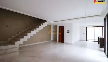 Casa à venda, 3 quartos, 6 vagas, São Judas Tadeu - Divinópolis/MG