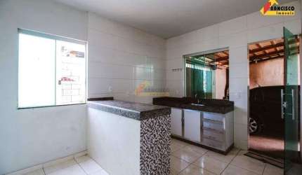 Casa à venda, 2 quartos, 1 suíte, 3 vagas, Rancho Alegre - Divinópolis/MG